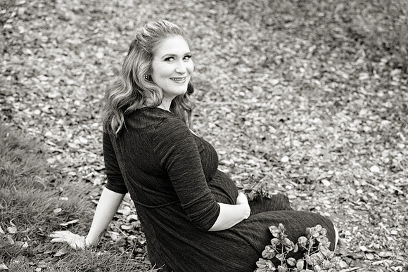 Maternity-034-BW