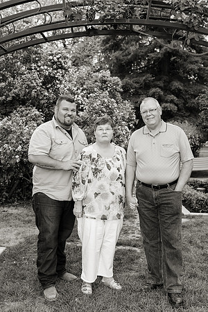 Family-16-BW