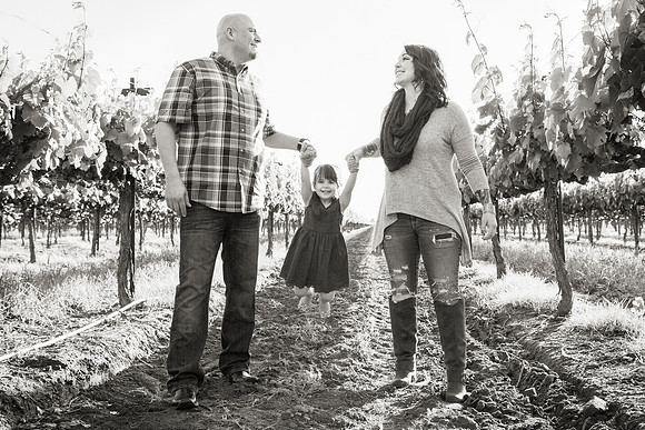 MedinaEngagement-BW-06