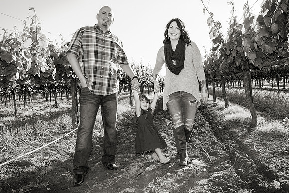 MedinaEngagement-BW-09