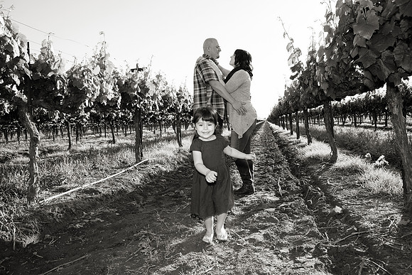 MedinaEngagement-BW-10
