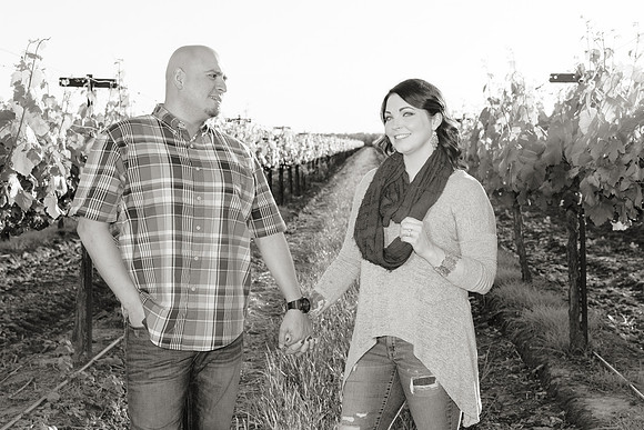 MedinaEngagement-BW-48