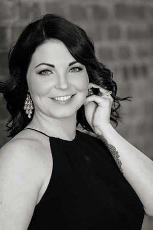 MedinaEngagement-BW-69