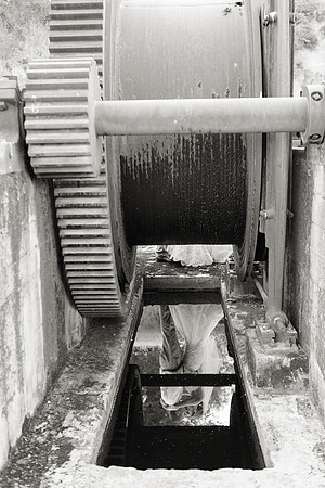 Enhanced-064-BW