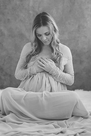 Maternity-22-BW