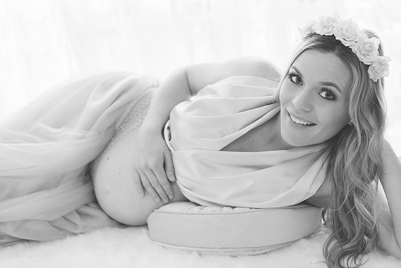 Maternity-42-BW