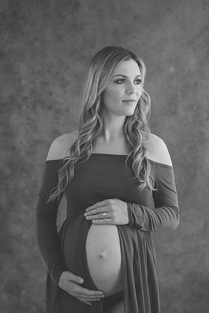 Maternity-16-BW
