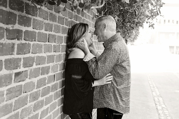 Engagement-05-BW