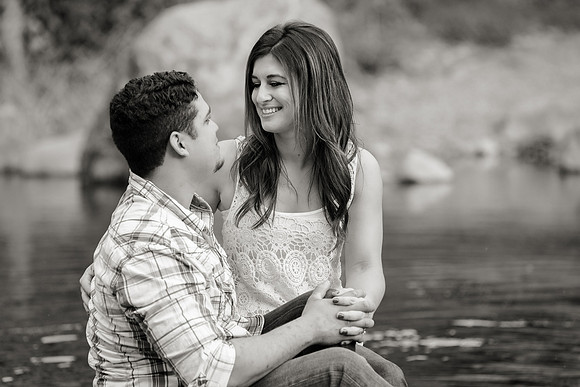 Engagement Photos on Covered Bridge