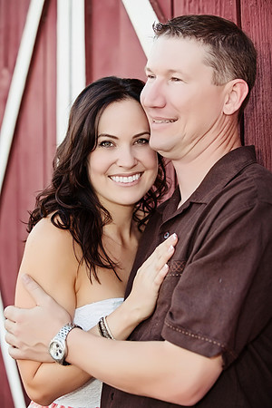 Country Engagement Photos with horses