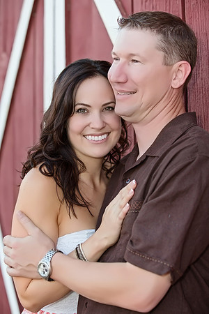 Country Engagement Photos with horses