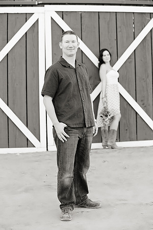 Country Engagement Photos with horses