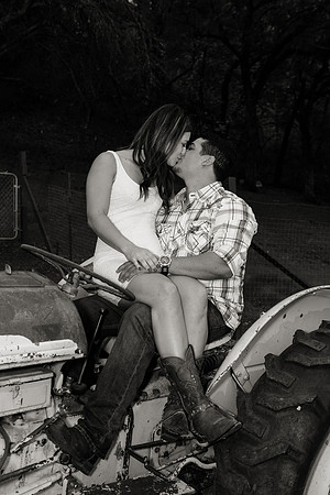 Engagement Photos on Covered Bridge