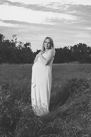 Maternity-38-BW