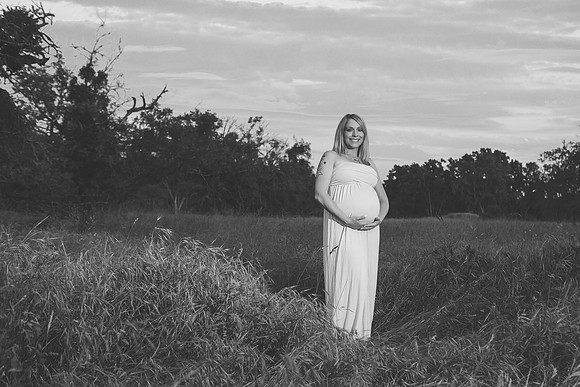 Maternity-40-BW