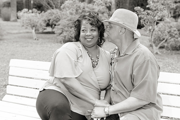 Engagement-05-BW