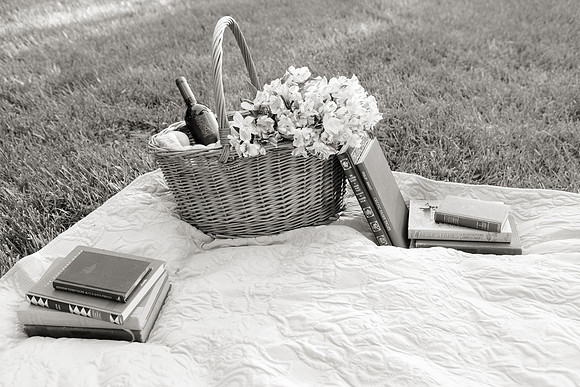 ENGAGEMENT-BW-08