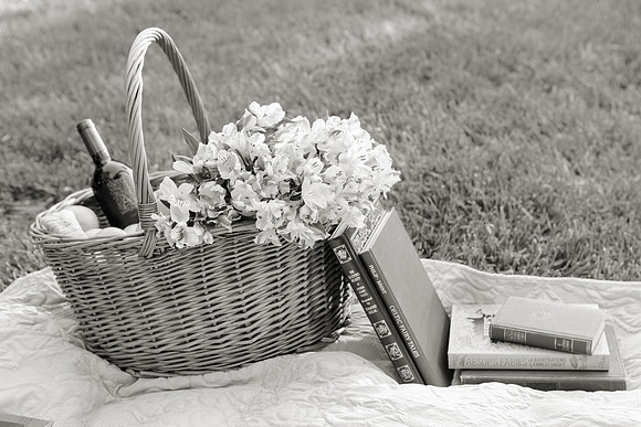 ENGAGEMENT-BW-09
