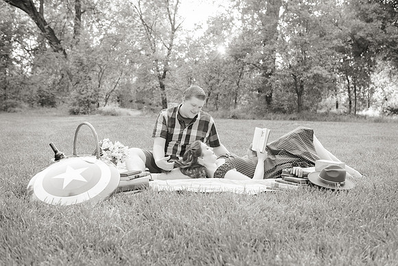 ENGAGEMENT-BW-20