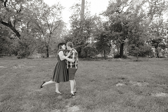 ENGAGEMENT-BW-26