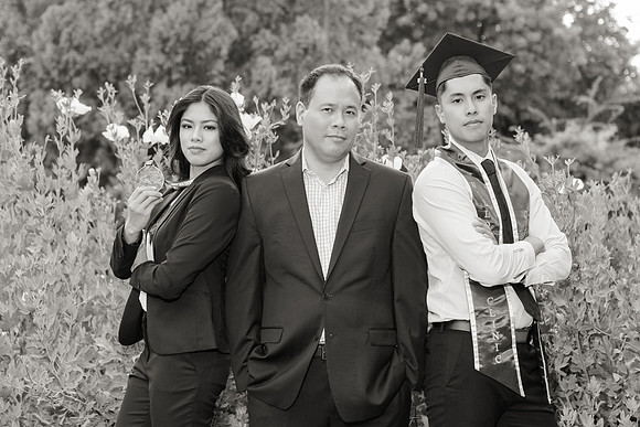 Grad-14-BW