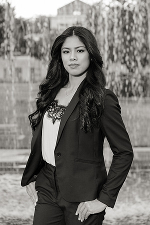Grad-37-BW
