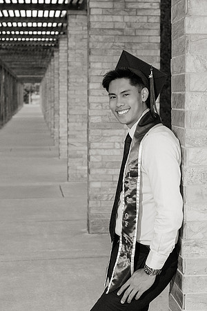 Grad-58-BW