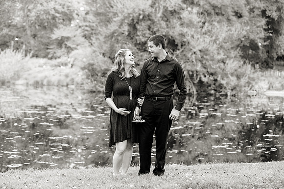 Maternity-032-BW