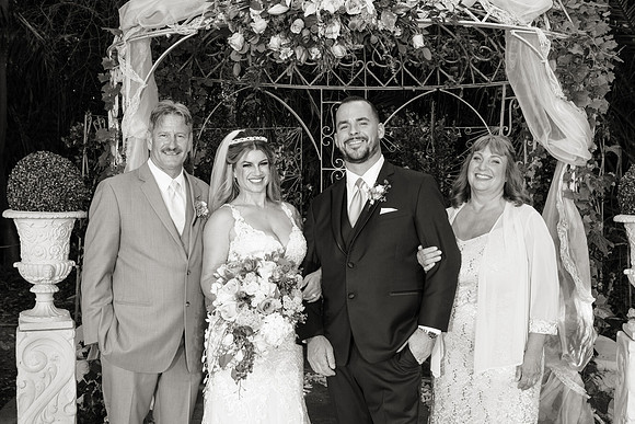 Wedding-274-BW