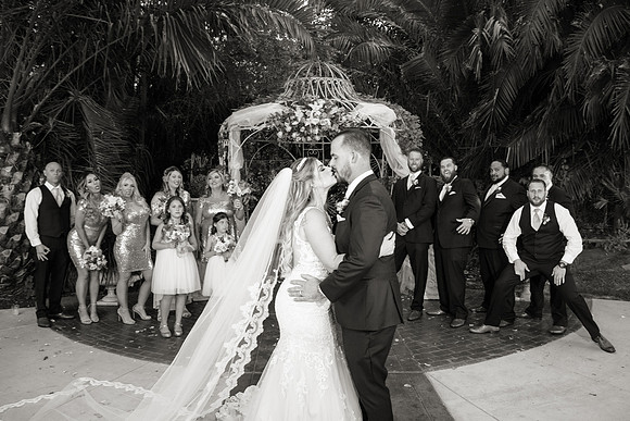 Wedding-320-BW