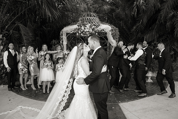 Wedding-325-BW