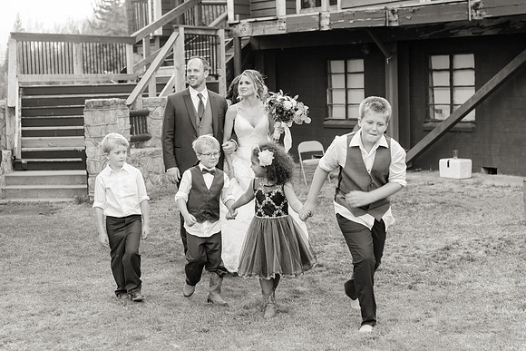 Wedding-448-BW