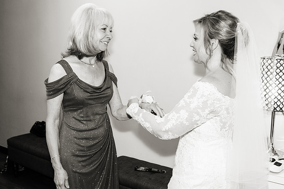 Wedding-045-BW