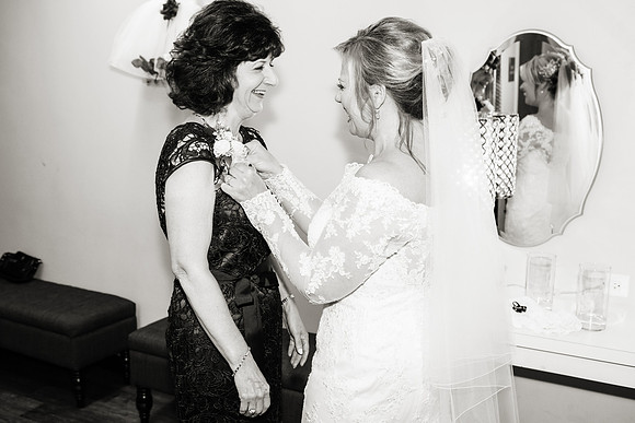 Wedding-049-BW