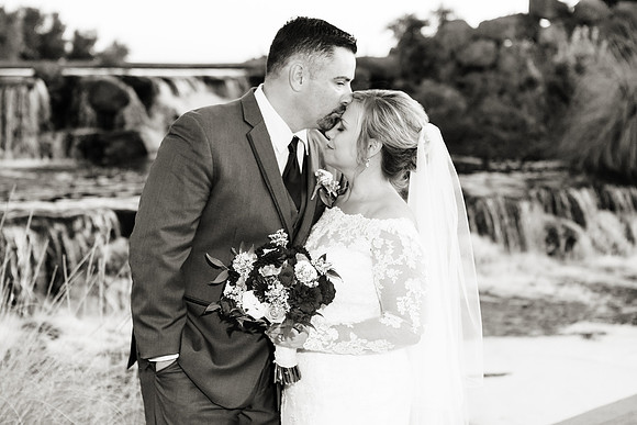 Wedding-445-BW