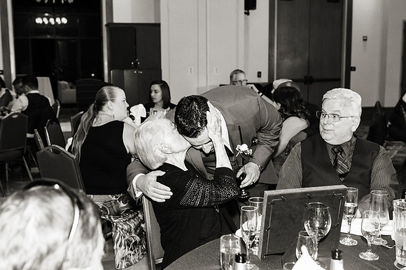 Wedding-532-BW