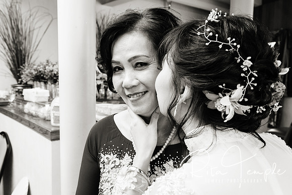 WEDDING-0208-BW