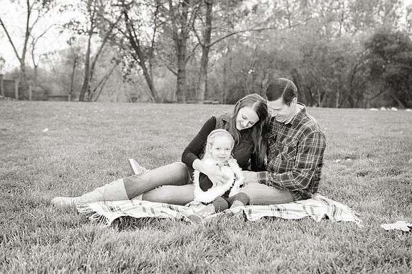 Holiday-02-BW