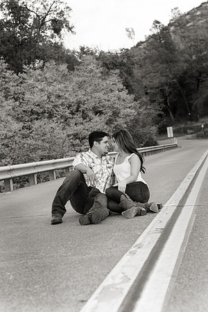 Engagement Photos on Covered Bridge
