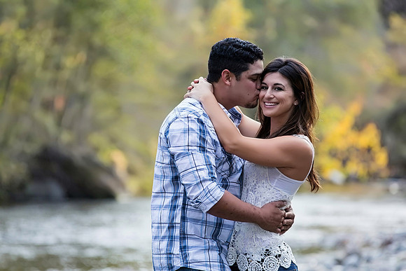 Engagement Photos on Covered Bridge