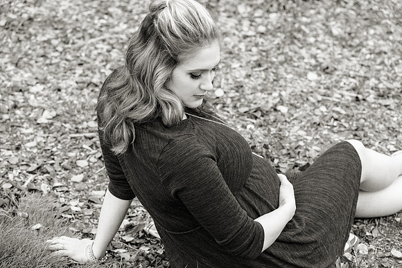 Maternity-035-BW