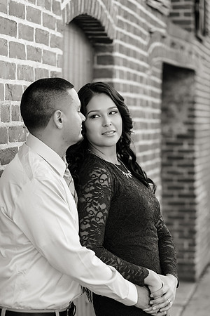Old Sacramento Engagement Photos