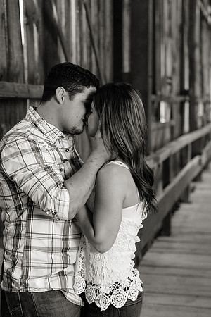 Engagement Photos on Covered Bridge