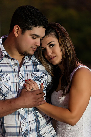Engagement Photos on Covered Bridge
